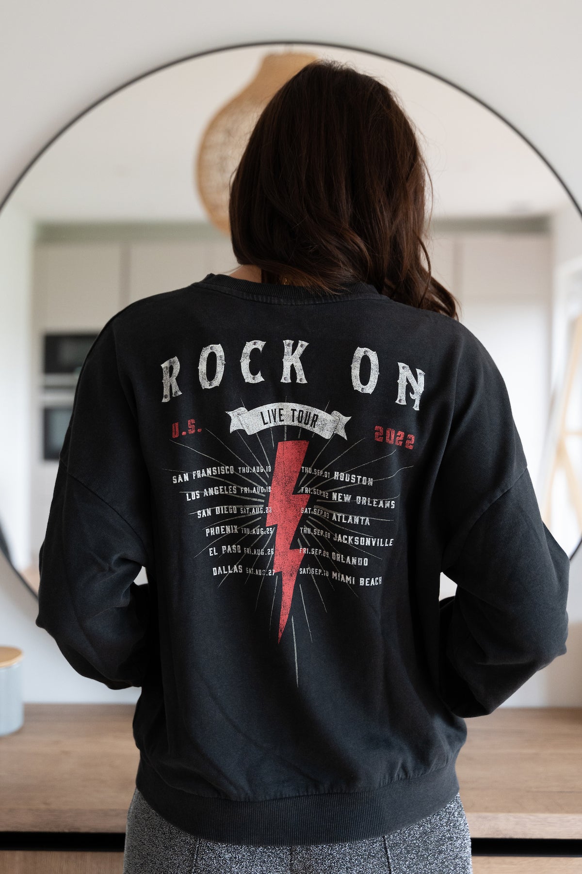 Sweat Rock On Noir – Sofyinspi